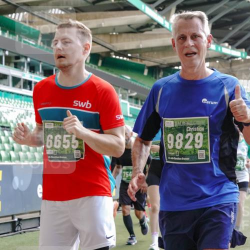 13.09.2026 - 21. swb-Marathon Bremen Michael Burmester http://msf.ph/oto/10456008 13.09.2026 13:11:08 Laufen im Stadion 164, 265, 373, 448, 581, 703, 843, 869, 984, 1113, 1180, 1435, 1738, 1849, 1851, 1855, 1867, 1894, 1936, 1952, 1967, 2202, 2232, 2248, 2268, 2281, 2284, 2299, 2330, 2333, 2339, 2342, 2353, 2375, 2426, 2432, 2443, 2530, 2531, 2553, 2573, 2589, 2654, 2659, 2669, 2682, 2714, 2717, 2784, 2785, 2804, 2819, 2822, 2836, 2907, 2920, 2932, 2976, 3026, 3027, 3063, 3079, 3082, 3086, 3089, 3122, 3159, 3174, 3207, 3208, 3291, 3328, 3349, 3352, 3370, 3409, 3410, 3470, 3549, 551 meine-sportfotos.de