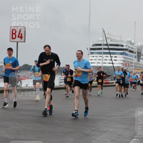 13.09.2026 - Kiel Lauf Andreas Tolksdorf http://msf.ph/oto/10456027 13.09.2026 11:56:39 Kiellinie 4, 11436, 6324, 1038, 3 meine-sportfotos.de