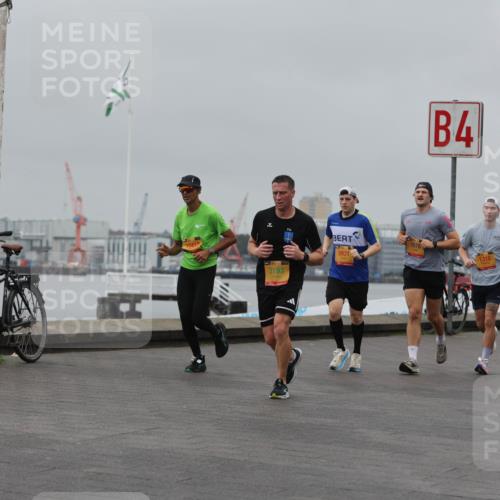 13.09.2026 - Kiel Lauf Andreas Tolksdorf http://msf.ph/oto/10456089 13.09.2026 11:56:44 Kiellinie 4, 3193, 9931, 7878, 1315 meine-sportfotos.de