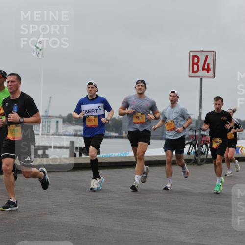 13.09.2026 - Kiel Lauf Andreas Tolksdorf http://msf.ph/oto/10456109 13.09.2026 11:56:45 Kiellinie 10412, 9931, 7878, 3193, 1315, 4, 017, 375, 1068 meine-sportfotos.de