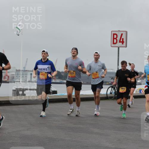 13.09.2026 - Kiel Lauf Andreas Tolksdorf http://msf.ph/oto/10456119 13.09.2026 11:56:45 Kiellinie 1, 3, 3193, 9931, 7878, 1315, 4, 3880 meine-sportfotos.de
