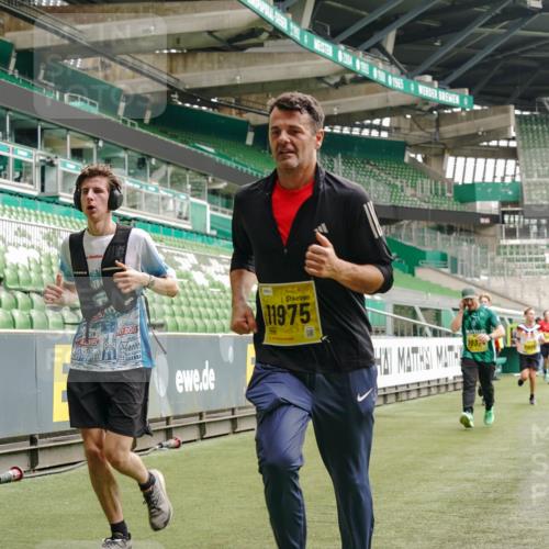 13.09.2026 - 21. swb-Marathon Bremen Michael Burmester http://msf.ph/oto/10456168 13.09.2026 10:33:03 Laufen im Stadion 10018, 10067, 10078, 10166, 10184, 10203, 10211, 10226, 10236, 10243, 10246, 10249, 10255, 10256, 10297, 10300, 10322, 10365, 10372, 10374, 10379, 10383, 10394, 10408, 10410, 10423, 10428, 10443, 10486, 10494, 10503, 10517, 10518, 10530, 10540, 10543, 10550, 10565, 10578, 10608, 10631, 10646, 10670, 10673, 10675, 10687, 10690, 10691, 10703, 10704, 10707, 10721, 10725, 10728, 10745, 10749, 10750, 10771, 10772, 10787, 10788, 10794, 10809 meine-sportfotos.de