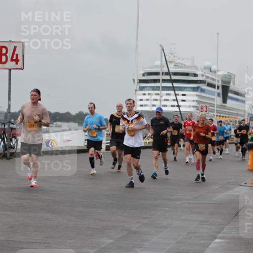 13.09.2026 - Kiel Lauf Andreas Tolksdorf http://msf.ph/oto/10456201 13.09.2026 11:56:50 Kiellinie 4, 324, 3 meine-sportfotos.de