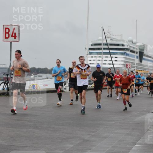 13.09.2026 - Kiel Lauf Andreas Tolksdorf http://msf.ph/oto/10456207 13.09.2026 11:56:50 Kiellinie 4, 324, 2270, 1145, 3 meine-sportfotos.de