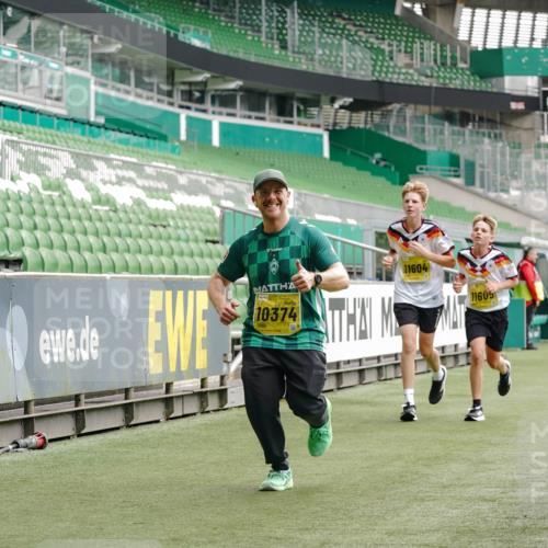 13.09.2026 - 21. swb-Marathon Bremen Michael Burmester http://msf.ph/oto/10456225 13.09.2026 10:33:05 Laufen im Stadion 10018, 10067, 10078, 10166, 10184, 10203, 10211, 10226, 10236, 10243, 10246, 10249, 10255, 10256, 10297, 10300, 10322, 10365, 10372, 10374, 10379, 10383, 10394, 10408, 10410, 10423, 10428, 10443, 10486, 10494, 10503, 10517, 10518, 10530, 10540, 10543, 10550, 10565, 10578, 10608, 10631, 10646, 10670, 10673, 10675, 10687, 10690, 10691, 10703, 10704, 10707, 10721, 10725, 10728, 10745, 10749, 10750, 10771, 10772, 10787, 10788, 10794, 10809 meine-sportfotos.de
