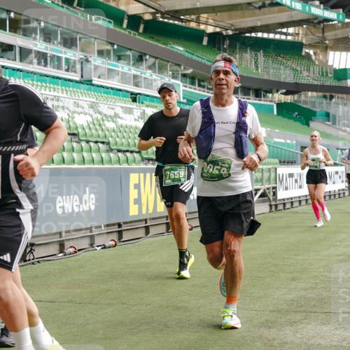13.09.2026 - 21. swb-Marathon Bremen Michael Burmester http://msf.ph/oto/10456237 13.09.2026 12:53:23 Laufen im Stadion 102, 107, 145, 235, 313, 376, 472, 541, 560, 615, 616, 675, 683, 696, 740, 755, 792, 816, 827, 982, 985, 987, 1033, 1056, 1076, 1207, 1232, 1252, 1297, 1419, 1433, 1445, 1468, 1492, 1528, 1542, 1551, 1646, 1664, 1704, 1707, 1814, 1955, 2007, 2008, 2043, 2055, 2203, 2280, 2350, 2362, 2401, 2422, 2454, 2480, 2498, 2499, 2623, 2701, 2767, 2820, 2824, 2858, 2882, 2913, 2971, 2997, 3085, 3149, 3236, 3336, 3362, 3413, 3448, 3830, 3899, 3988, 4283, 4475, 4605 meine-sportfotos.de