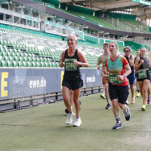 13.09.2026 - 21. swb-Marathon Bremen Michael Burmester http://msf.ph/oto/10456273 13.09.2026 13:11:14 Laufen im Stadion 265, 373, 581, 703, 843, 869, 984, 1113, 1180, 1435, 1738, 1849, 1851, 1855, 1867, 1894, 1936, 1952, 1967, 2202, 2248, 2268, 2281, 2284, 2299, 2330, 2333, 2339, 2342, 2353, 2375, 2426, 2432, 2443, 2530, 2531, 2553, 2589, 2654, 2659, 2669, 2673, 2682, 2714, 2717, 2784, 2785, 2804, 2819, 2822, 2836, 2850, 2907, 2920, 2932, 2976, 3026, 3027, 3063, 3079, 3082, 3086, 3089, 3122, 3159, 3174, 3207, 3208, 3291, 3328, 3349, 3352, 3370, 3409, 3410, 3470, 3549, 551 meine-sportfotos.de