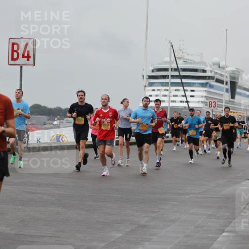 13.09.2026 - Kiel Lauf Andreas Tolksdorf http://msf.ph/oto/10456276 13.09.2026 11:56:55 Kiellinie 4, 10675, 2258, 3 meine-sportfotos.de