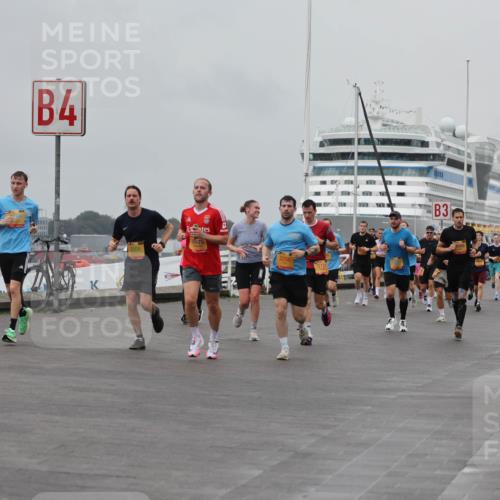 13.09.2026 - Kiel Lauf Andreas Tolksdorf http://msf.ph/oto/10456293 13.09.2026 11:56:56 Kiellinie 4, 10575, 2258, 7771, 3 meine-sportfotos.de