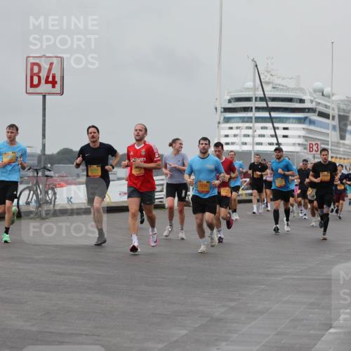 13.09.2026 - Kiel Lauf Andreas Tolksdorf http://msf.ph/oto/10456294 13.09.2026 11:56:56 Kiellinie 4, 2504, 2258, 7771, 3 meine-sportfotos.de