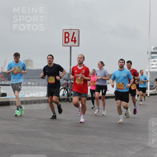 13.09.2026 - Kiel Lauf Andreas Tolksdorf http://msf.ph/oto/10456314 13.09.2026 11:56:57 Kiellinie 4, 2504, 10675, 2258, 7771, 10985, 3 meine-sportfotos.de