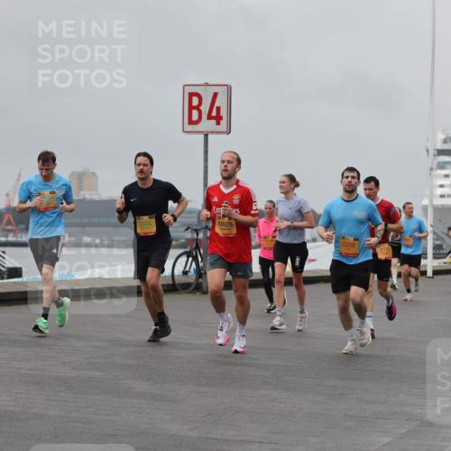 13.09.2026 - Kiel Lauf Andreas Tolksdorf http://msf.ph/oto/10456317 13.09.2026 11:56:57 Kiellinie 4, 2504, 10675, 2258, 10120, 7771, 10985, 3 meine-sportfotos.de