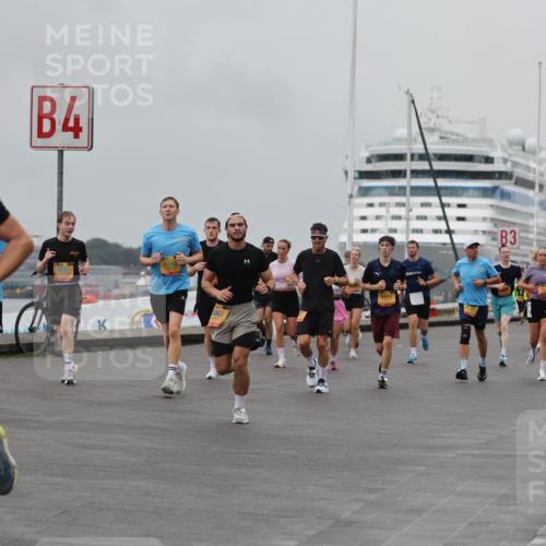 13.09.2026 - Kiel Lauf Andreas Tolksdorf http://msf.ph/oto/10456395 13.09.2026 11:57:03 Kiellinie 10985, 4, 2083, 3 meine-sportfotos.de