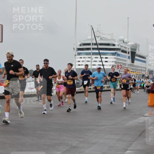 13.09.2026 - Kiel Lauf Andreas Tolksdorf http://msf.ph/oto/10456410 13.09.2026 11:57:04 Kiellinie 4, 2055, 6502, 3, 72 meine-sportfotos.de