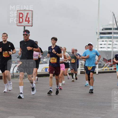 13.09.2026 - Kiel Lauf Andreas Tolksdorf http://msf.ph/oto/10456423 13.09.2026 11:57:06 Kiellinie 5881, 4, 6502, 12518, 1972, 3 meine-sportfotos.de