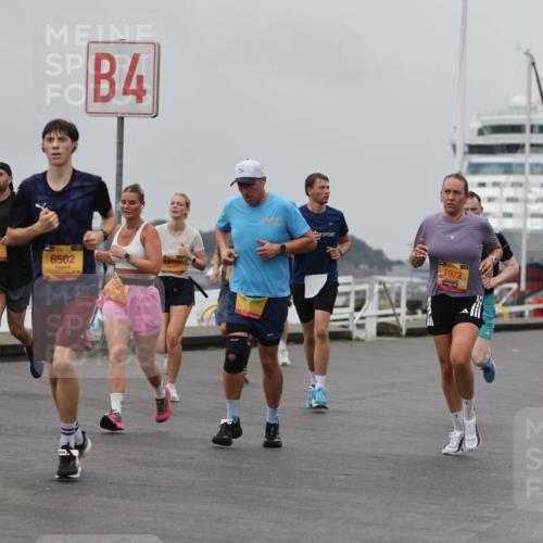 13.09.2026 - Kiel Lauf Andreas Tolksdorf http://msf.ph/oto/10456461 13.09.2026 11:57:07 Kiellinie 6502, 4, 130, 1972, 3 meine-sportfotos.de