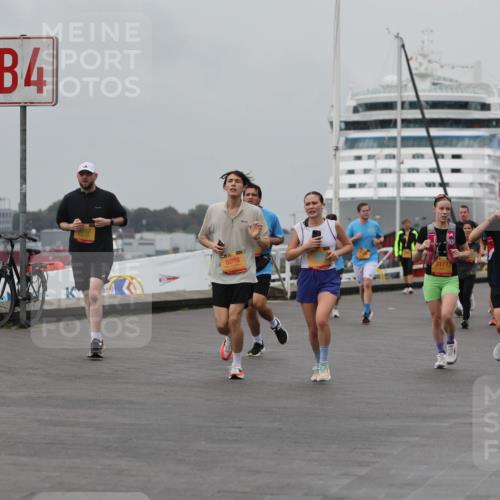 13.09.2026 - Kiel Lauf Andreas Tolksdorf http://msf.ph/oto/10456496 13.09.2026 11:57:22 Kiellinie 4, 8698, 3171, 2866 meine-sportfotos.de