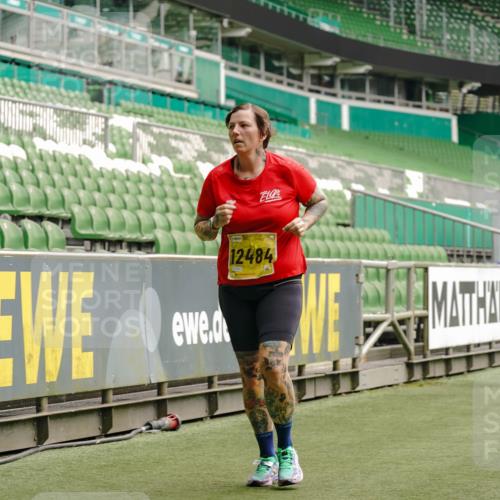 13.09.2026 - 21. swb-Marathon Bremen Michael Burmester http://msf.ph/oto/10456504 13.09.2026 10:33:14 Laufen im Stadion 10018, 10067, 10078, 10166, 10184, 10203, 10211, 10226, 10236, 10243, 10246, 10249, 10255, 10256, 10297, 10300, 10322, 10355, 10365, 10372, 10374, 10379, 10383, 10394, 10408, 10410, 10423, 10428, 10443, 10486, 10494, 10503, 10517, 10518, 10530, 10540, 10550, 10565, 10578, 10604, 10646, 10668, 10670, 10673, 10675, 10687, 10690, 10691, 10699, 10703, 10707, 10721, 10728, 10745, 10749, 10750, 10771, 10772, 10787, 10788, 10794, 10809 meine-sportfotos.de
