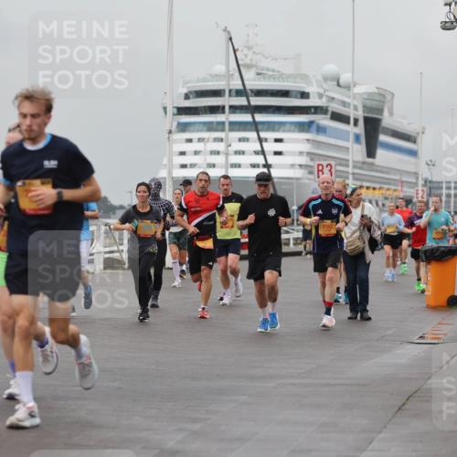 13.09.2026 - Kiel Lauf Andreas Tolksdorf http://msf.ph/oto/10456605 13.09.2026 11:57:26 Kiellinie 4, 3, 9962 meine-sportfotos.de