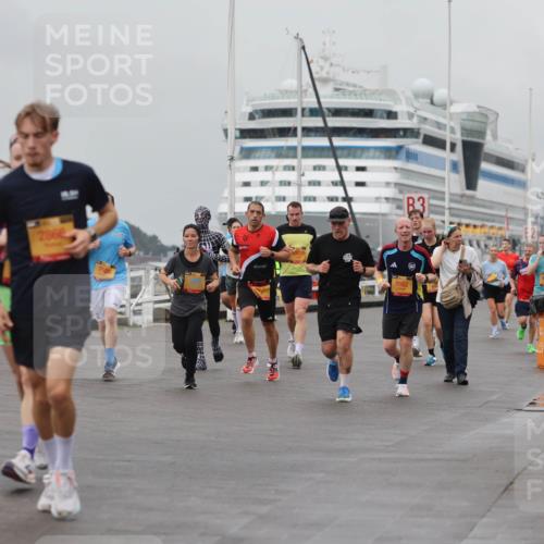 13.09.2026 - Kiel Lauf Andreas Tolksdorf http://msf.ph/oto/10456615 13.09.2026 11:57:26 Kiellinie 4, 486, 9962, 3 meine-sportfotos.de