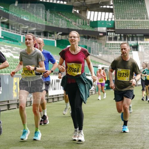 13.09.2026 - 21. swb-Marathon Bremen Michael Burmester http://msf.ph/oto/10456702 13.09.2026 10:33:18 Laufen im Stadion 10018, 10067, 10078, 10166, 10184, 10203, 10211, 10226, 10236, 10240, 10243, 10246, 10249, 10255, 10256, 10297, 10300, 10322, 10355, 10365, 10372, 10374, 10379, 10383, 10394, 10408, 10410, 10423, 10428, 10443, 10486, 10494, 10503, 10517, 10518, 10530, 10540, 10550, 10565, 10578, 10604, 10646, 10668, 10670, 10673, 10675, 10687, 10690, 10691, 10699, 10703, 10707, 10721, 10728, 10745, 10749, 10750, 10771, 10772, 10787, 10788, 10794, 10809, 10857 meine-sportfotos.de
