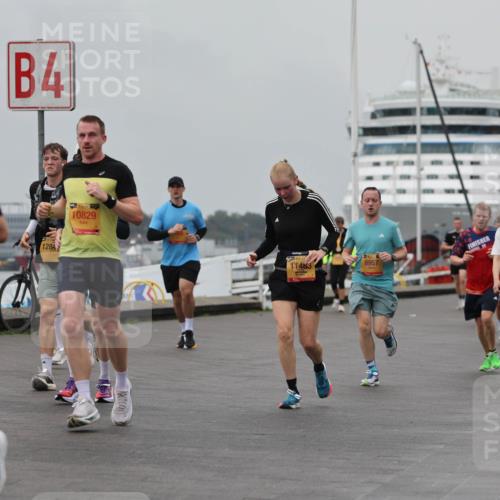 13.09.2026 - Kiel Lauf Andreas Tolksdorf http://msf.ph/oto/10456747 13.09.2026 11:57:31 Kiellinie 4, 1284, 10829, 11483, 8957, 3 meine-sportfotos.de