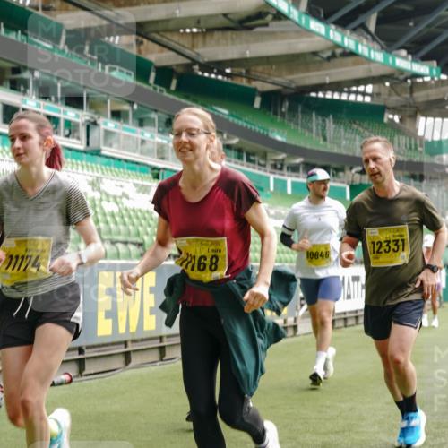 13.09.2026 - 21. swb-Marathon Bremen Michael Burmester http://msf.ph/oto/10456748 13.09.2026 10:33:20 Laufen im Stadion 10018, 10067, 10078, 10166, 10177, 10184, 10203, 10211, 10226, 10236, 10240, 10243, 10246, 10249, 10256, 10297, 10300, 10322, 10355, 10365, 10372, 10374, 10379, 10383, 10394, 10408, 10410, 10415, 10423, 10428, 10443, 10486, 10494, 10517, 10518, 10530, 10540, 10550, 10565, 10578, 10604, 10646, 10668, 10670, 10673, 10675, 10687, 10690, 10691, 10699, 10703, 10707, 10721, 10728, 10745, 10749, 10750, 10771, 10772, 10787, 10788, 10794, 10809, 10857 meine-sportfotos.de