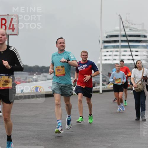 13.09.2026 - Kiel Lauf Andreas Tolksdorf http://msf.ph/oto/10456799 13.09.2026 11:57:34 Kiellinie 4, 11483, 39, 8957, 1, 2025, 3 meine-sportfotos.de