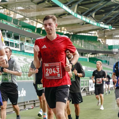 13.09.2026 - 21. swb-Marathon Bremen Michael Burmester http://msf.ph/oto/10456893 13.09.2026 12:53:41 Laufen im Stadion 102, 107, 145, 161, 189, 313, 376, 385, 461, 472, 481, 541, 560, 615, 616, 666, 675, 683, 696, 740, 755, 792, 816, 827, 982, 985, 987, 1033, 1056, 1076, 1207, 1252, 1297, 1419, 1433, 1445, 1468, 1528, 1542, 1551, 1631, 1646, 1658, 1664, 1704, 1707, 1814, 2007, 2043, 2055, 2203, 2280, 2350, 2362, 2401, 2422, 2454, 2480, 2498, 2499, 2623, 2701, 2767, 2820, 2824, 2858, 2882, 2913, 2962, 2971, 2997, 3054, 3085, 3149, 3236, 3336, 3357, 3362, 3413, 3448, 4283, 4605 meine-sportfotos.de
