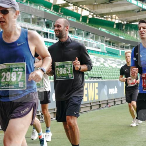 13.09.2026 - 21. swb-Marathon Bremen Michael Burmester http://msf.ph/oto/10456962 13.09.2026 12:53:42 Laufen im Stadion 102, 107, 145, 161, 189, 313, 376, 385, 461, 472, 481, 541, 560, 615, 616, 666, 675, 683, 696, 740, 755, 792, 816, 827, 982, 985, 987, 1033, 1056, 1076, 1207, 1252, 1297, 1419, 1433, 1445, 1468, 1528, 1542, 1551, 1631, 1646, 1658, 1664, 1704, 1707, 1814, 2007, 2043, 2055, 2203, 2280, 2350, 2362, 2401, 2422, 2454, 2480, 2498, 2499, 2623, 2701, 2767, 2820, 2824, 2858, 2882, 2913, 2962, 2971, 2997, 3054, 3085, 3149, 3236, 3336, 3357, 3362, 3413, 3448, 4283, 4605 meine-sportfotos.de