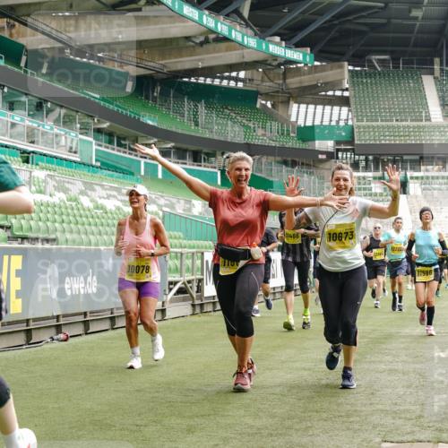 13.09.2026 - 21. swb-Marathon Bremen Michael Burmester http://msf.ph/oto/10457008 13.09.2026 10:33:25 Laufen im Stadion 10018, 10067, 10078, 10166, 10177, 10184, 10203, 10211, 10226, 10236, 10240, 10243, 10246, 10249, 10254, 10256, 10297, 10300, 10322, 10355, 10365, 10372, 10374, 10379, 10383, 10394, 10408, 10410, 10415, 10423, 10428, 10443, 10486, 10494, 10517, 10518, 10530, 10540, 10550, 10565, 10578, 10604, 10646, 10668, 10670, 10673, 10675, 10687, 10690, 10691, 10699, 10703, 10707, 10721, 10728, 10745, 10749, 10750, 10771, 10772, 10787, 10788, 10794, 10809, 10857 meine-sportfotos.de