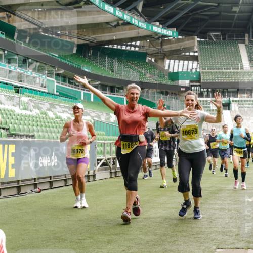 13.09.2026 - 21. swb-Marathon Bremen Michael Burmester http://msf.ph/oto/10457026 13.09.2026 10:33:25 Laufen im Stadion 10018, 10067, 10078, 10166, 10177, 10184, 10203, 10211, 10226, 10236, 10240, 10243, 10246, 10249, 10254, 10256, 10297, 10300, 10322, 10355, 10365, 10372, 10374, 10379, 10383, 10394, 10408, 10410, 10415, 10423, 10428, 10443, 10486, 10494, 10517, 10518, 10530, 10540, 10550, 10565, 10578, 10604, 10646, 10668, 10670, 10673, 10675, 10687, 10690, 10691, 10699, 10703, 10707, 10721, 10728, 10745, 10749, 10750, 10771, 10772, 10787, 10788, 10794, 10809, 10857 meine-sportfotos.de