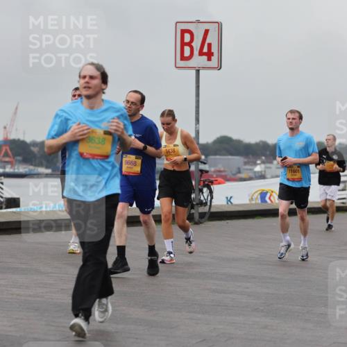 13.09.2026 - Kiel Lauf Andreas Tolksdorf http://msf.ph/oto/10457052 13.09.2026 11:58:07 Kiellinie 3638, 9668, 3438, 4, 11601 meine-sportfotos.de