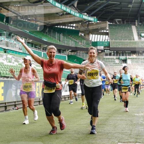 13.09.2026 - 21. swb-Marathon Bremen Michael Burmester http://msf.ph/oto/10457056 13.09.2026 10:33:26 Laufen im Stadion 10018, 10067, 10078, 10166, 10177, 10184, 10203, 10211, 10226, 10236, 10240, 10243, 10246, 10249, 10254, 10256, 10297, 10300, 10322, 10355, 10365, 10372, 10374, 10379, 10383, 10394, 10408, 10410, 10415, 10423, 10428, 10443, 10460, 10486, 10494, 10517, 10518, 10530, 10540, 10550, 10565, 10578, 10604, 10646, 10668, 10670, 10673, 10675, 10687, 10690, 10691, 10699, 10703, 10707, 10721, 10728, 10745, 10749, 10750, 10771, 10772, 10787, 10788, 10794, 10809, 10857 meine-sportfotos.de