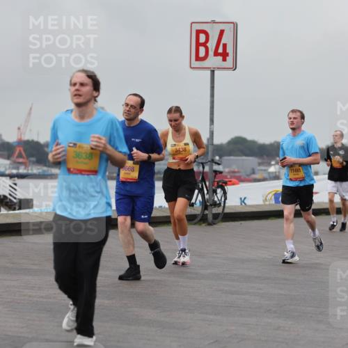 13.09.2026 - Kiel Lauf Andreas Tolksdorf http://msf.ph/oto/10457060 13.09.2026 11:58:07 Kiellinie 111, 3438, 3638, 9668, 4, 11601 meine-sportfotos.de