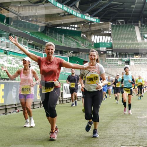 13.09.2026 - 21. swb-Marathon Bremen Michael Burmester http://msf.ph/oto/10457073 13.09.2026 10:33:26 Laufen im Stadion 10018, 10067, 10078, 10166, 10177, 10184, 10203, 10211, 10226, 10236, 10240, 10243, 10246, 10249, 10254, 10256, 10297, 10300, 10322, 10355, 10365, 10372, 10374, 10379, 10383, 10394, 10408, 10410, 10415, 10423, 10428, 10443, 10460, 10486, 10494, 10517, 10518, 10530, 10540, 10550, 10565, 10578, 10604, 10646, 10668, 10670, 10673, 10675, 10687, 10690, 10691, 10699, 10703, 10707, 10721, 10728, 10745, 10749, 10750, 10771, 10772, 10787, 10788, 10794, 10809, 10857 meine-sportfotos.de