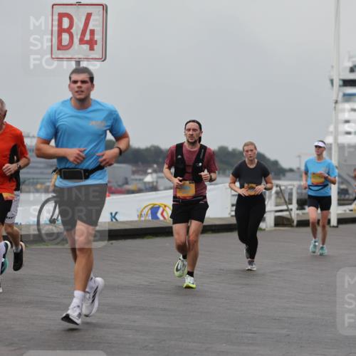 13.09.2026 - Kiel Lauf Andreas Tolksdorf http://msf.ph/oto/10457129 13.09.2026 11:58:12 Kiellinie 4 meine-sportfotos.de