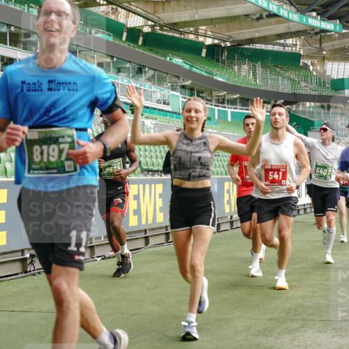 13.09.2026 - 21. swb-Marathon Bremen Michael Burmester http://msf.ph/oto/10457238 13.09.2026 12:53:49 Laufen im Stadion 102, 107, 145, 161, 189, 313, 376, 385, 461, 472, 481, 541, 560, 615, 616, 666, 675, 683, 696, 740, 755, 792, 816, 827, 982, 985, 987, 1033, 1056, 1076, 1207, 1252, 1297, 1419, 1433, 1445, 1468, 1528, 1542, 1551, 1631, 1646, 1658, 1664, 1704, 1707, 1814, 2007, 2043, 2055, 2203, 2280, 2350, 2362, 2401, 2422, 2454, 2480, 2499, 2623, 2701, 2767, 2801, 2820, 2824, 2858, 2882, 2913, 2962, 2971, 2997, 3012, 3054, 3149, 3206, 3236, 3336, 3357, 3362, 3413, 3448, 4605 meine-sportfotos.de