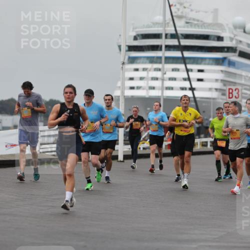 13.09.2026 - Kiel Lauf Andreas Tolksdorf http://msf.ph/oto/10457275 13.09.2026 11:58:18 Kiellinie 3, 9597 meine-sportfotos.de