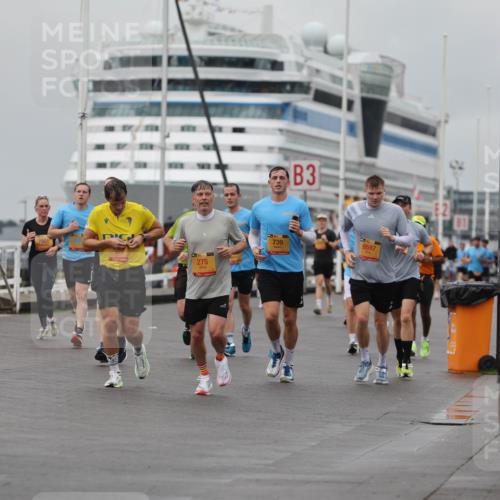13.09.2026 - Kiel Lauf Andreas Tolksdorf http://msf.ph/oto/10457328 13.09.2026 11:58:20 Kiellinie 275, 3, 739, 9597 meine-sportfotos.de