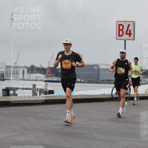 13.09.2026 - Kiel Lauf Andreas Tolksdorf http://msf.ph/oto/10457390 13.09.2026 11:58:35 Kiellinie 4289, 4 meine-sportfotos.de