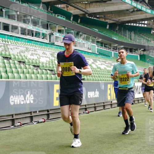 13.09.2026 - 21. swb-Marathon Bremen Michael Burmester http://msf.ph/oto/10457418 13.09.2026 10:33:32 Laufen im Stadion 10018, 10067, 10078, 10166, 10177, 10184, 10203, 10211, 10226, 10236, 10240, 10243, 10246, 10249, 10254, 10256, 10297, 10300, 10322, 10355, 10365, 10372, 10374, 10379, 10383, 10394, 10408, 10410, 10415, 10423, 10428, 10460, 10486, 10494, 10517, 10518, 10530, 10550, 10565, 10578, 10604, 10668, 10670, 10673, 10675, 10687, 10690, 10691, 10699, 10700, 10707, 10721, 10728, 10745, 10749, 10750, 10771, 10772, 10787, 10788, 10794, 10809, 10857, 11126 meine-sportfotos.de