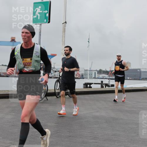 13.09.2026 - Kiel Lauf Andreas Tolksdorf http://msf.ph/oto/10457600 13.09.2026 11:58:49 Kiellinie 1, 33, 6095, 3, 4 meine-sportfotos.de
