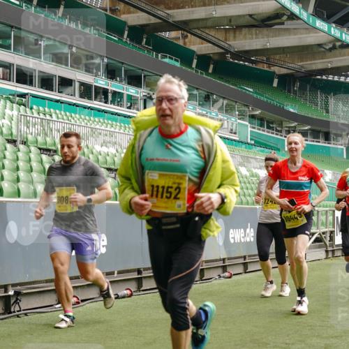 13.09.2026 - 21. swb-Marathon Bremen Michael Burmester http://msf.ph/oto/10457697 13.09.2026 10:33:37 Laufen im Stadion 10018, 10067, 10078, 10166, 10177, 10184, 10203, 10211, 10226, 10236, 10240, 10243, 10249, 10254, 10256, 10297, 10300, 10322, 10355, 10365, 10372, 10374, 10379, 10383, 10394, 10408, 10410, 10415, 10423, 10428, 10460, 10486, 10494, 10517, 10518, 10530, 10550, 10565, 10578, 10604, 10668, 10670, 10673, 10675, 10687, 10690, 10691, 10699, 10700, 10707, 10721, 10728, 10745, 10749, 10750, 10771, 10772, 10787, 10788, 10794, 10809, 10828, 10857, 10914, 11126 meine-sportfotos.de