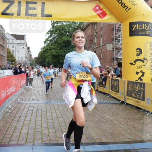 13.09.2026 - Kiel Lauf Yannick Fuchs http://msf.ph/oto/10457976 13.09.2026 09:50:23 Ziel 1366, 2811, 2816, 3698, 4229, 5184, 5254, 5535, 5596, 8023, 8042, 9109, 9549, 9793, 639, 951, 1033, 1796, 3042, 3571, 3602, 3914, 4856, 5619, 5791, 6359, 6658, 6706, 6707, 7142, 7606, 7864, 7884, 7937, 8042, 8584, 8585, 8589, 8790, 8890, 9122, 9683, 9780, 10074, 10105, 10108, 10178, 10487, 10491, 10548, 10565, 10653, 11565, 11814, 12047, 12462, 12749, 797, 1545, 3289, 3561, 3838, 4145, 5851, 6455, 7134, 7694, 8407, 8672, 9990, 10155, 10333, 2066, 3571, 4125, 6359, 6658 meine-sportfotos.de