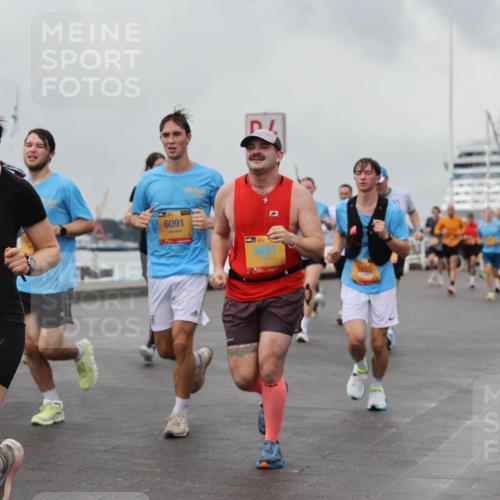 13.09.2026 - Kiel Lauf Andreas Tolksdorf http://msf.ph/oto/10457979 13.09.2026 11:59:14 Kiellinie 48, 10389, 6091, 3861 meine-sportfotos.de