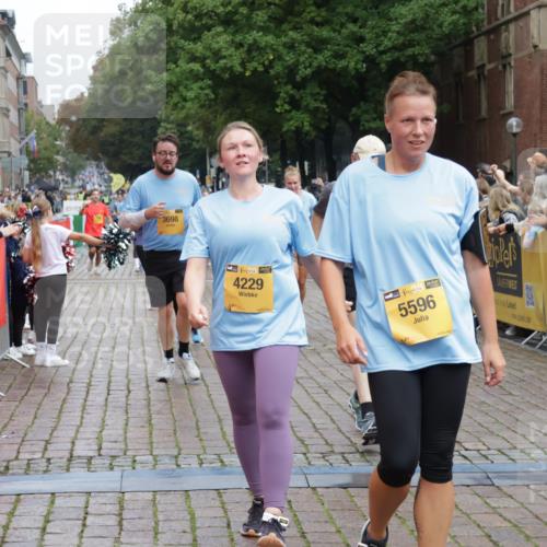 13.09.2026 - Kiel Lauf Yannick Fuchs http://msf.ph/oto/10458047 13.09.2026 09:50:28 Ziel 1545, 2811, 2816, 3289, 3561, 3698, 4229, 5184, 5254, 5596, 8023, 9109, 9549, 10302, 12319, 12705, 639, 951, 1033, 1366, 1796, 3042, 3602, 3914, 4856, 5535, 5619, 5791, 6706, 6707, 7142, 7864, 7937, 8042, 8584, 8585, 8589, 8790, 8890, 9122, 9683, 9780, 9793, 10074, 10108, 10178, 10487, 10491, 10548, 10653, 11565, 11814, 12047, 12462, 797, 3838, 4145, 4389, 5851, 6455, 7134, 7694, 8405, 8407, 8672, 9550, 9990, 10155, 10333, 11652, 2066, 3571, 4125, 6359, 6658 meine-sportfotos.de