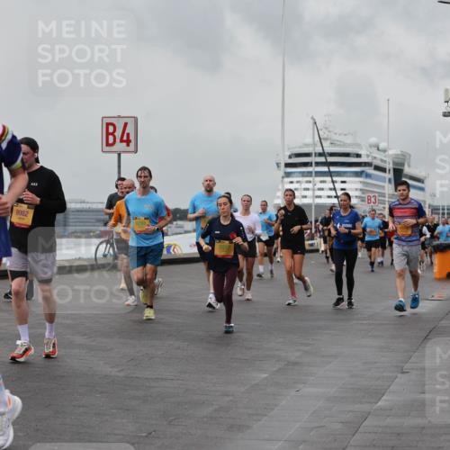 13.09.2026 - Kiel Lauf Andreas Tolksdorf http://msf.ph/oto/10458055 13.09.2026 11:59:19 Kiellinie 4654, 31, 9982, 4, 7057, 3 meine-sportfotos.de