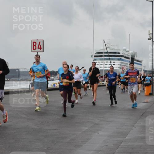 13.09.2026 - Kiel Lauf Andreas Tolksdorf http://msf.ph/oto/10458069 13.09.2026 11:59:19 Kiellinie 9982, 4, 3 meine-sportfotos.de