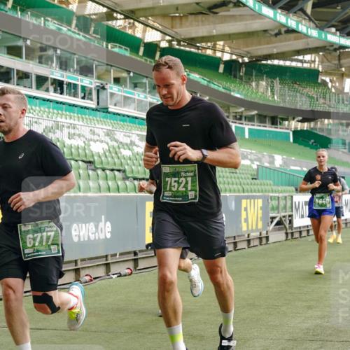 13.09.2026 - 21. swb-Marathon Bremen Michael Burmester http://msf.ph/oto/10458079 13.09.2026 12:54:10 Laufen im Stadion 102, 145, 161, 189, 201, 313, 376, 385, 461, 472, 481, 541, 560, 615, 616, 666, 675, 696, 740, 755, 816, 827, 982, 985, 987, 1053, 1056, 1076, 1207, 1419, 1433, 1445, 1468, 1528, 1551, 1599, 1631, 1658, 1664, 1704, 1707, 1814, 2055, 2280, 2350, 2362, 2383, 2390, 2401, 2422, 2454, 2474, 2499, 2623, 2701, 2733, 2801, 2820, 2824, 2858, 2870, 2882, 2913, 2922, 2962, 2971, 2997, 3012, 3054, 3134, 3175, 3206, 3236, 3241, 3356, 3357, 3362, 3413, 4605 meine-sportfotos.de